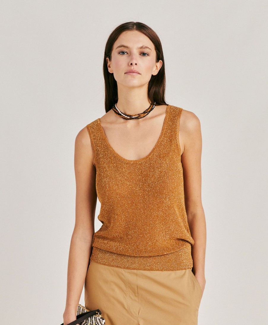 Momoni Liccia Parelachtige Lurex Trui - Karamel